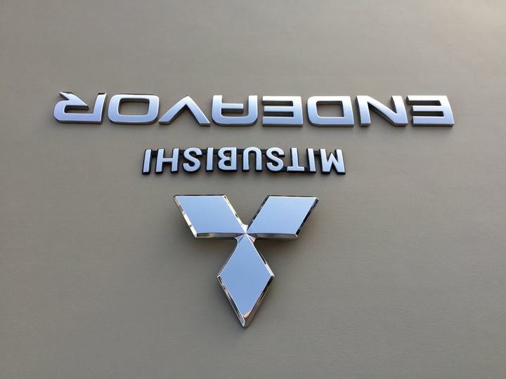 2008 Mitsubishi Endeavor Tailgate Emblem Set