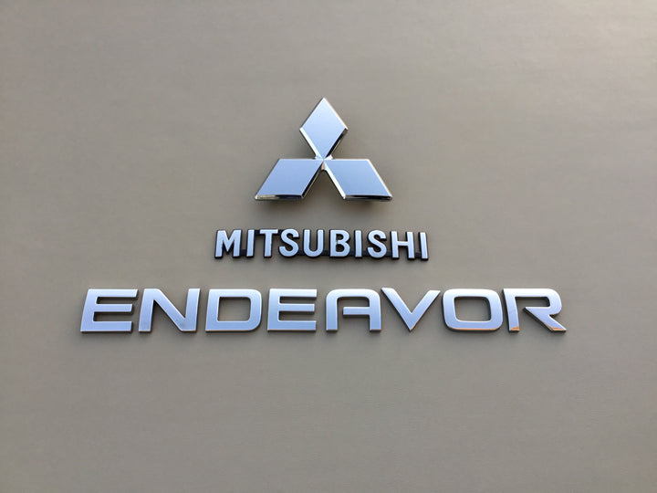 2008 Mitsubishi Endeavor Tailgate Emblem Set