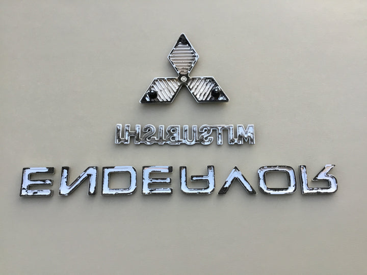 2008 Mitsubishi Endeavor Tailgate Emblem Set