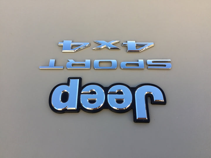 2015-2018 Jeep Renegade Sport 4x4 Tailgate Emblem Set