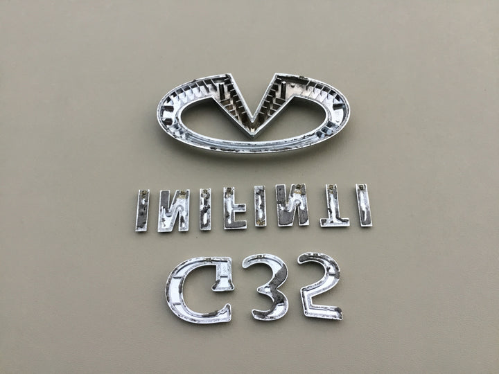 2003-2006 Infiniti G35 Trunk Emblem Set