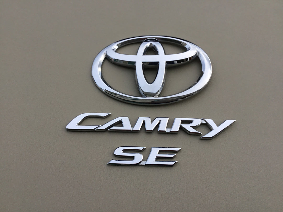 2007-2011 Toyota Camry SE Trunk Emblem Se