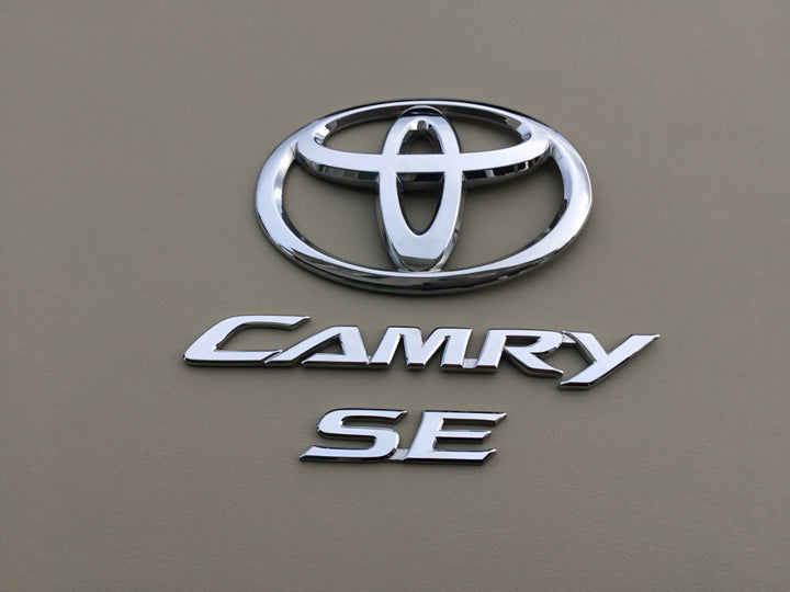 2007-2011 Toyota Camry SE Trunk Emblem Se