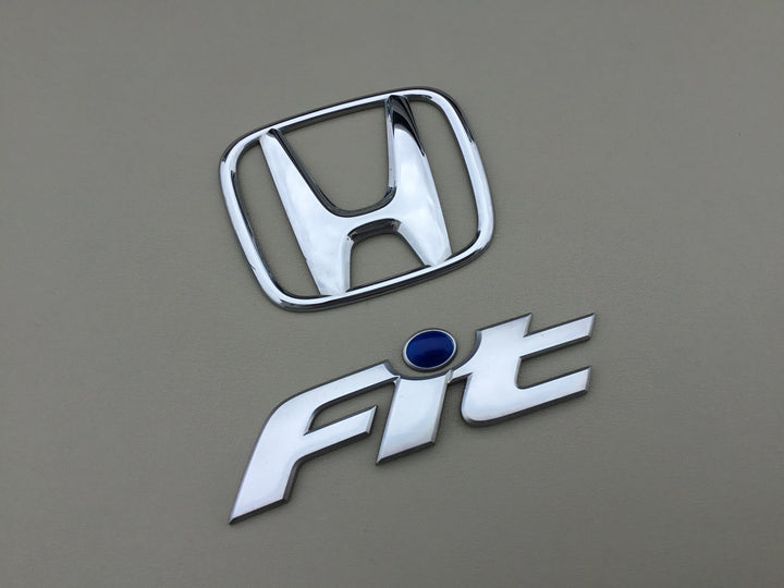 2007 2008 Honda Fit Tailgate Emblem Set