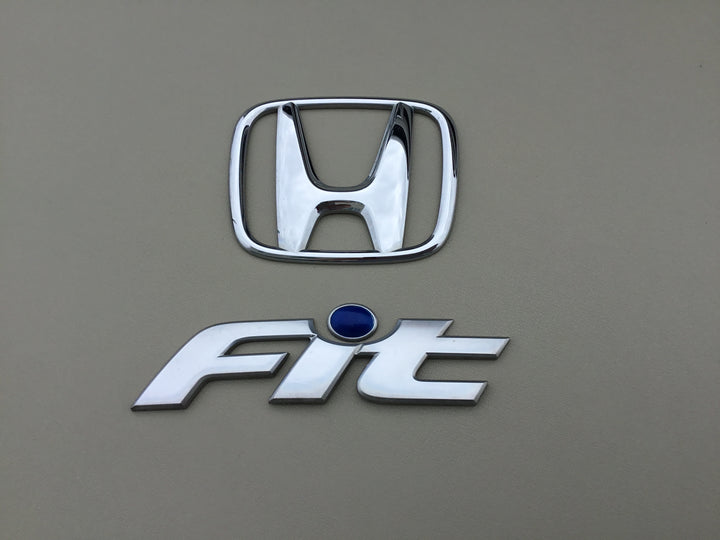 2007 2008 Honda Fit Tailgate Emblem Set