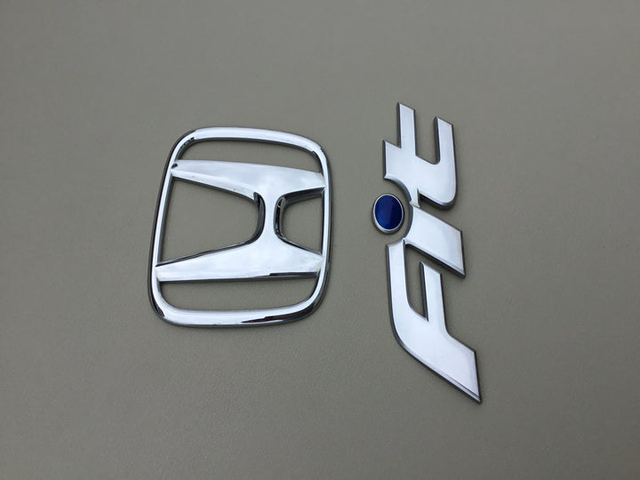 2007 2008 Honda Fit Tailgate Emblem Set