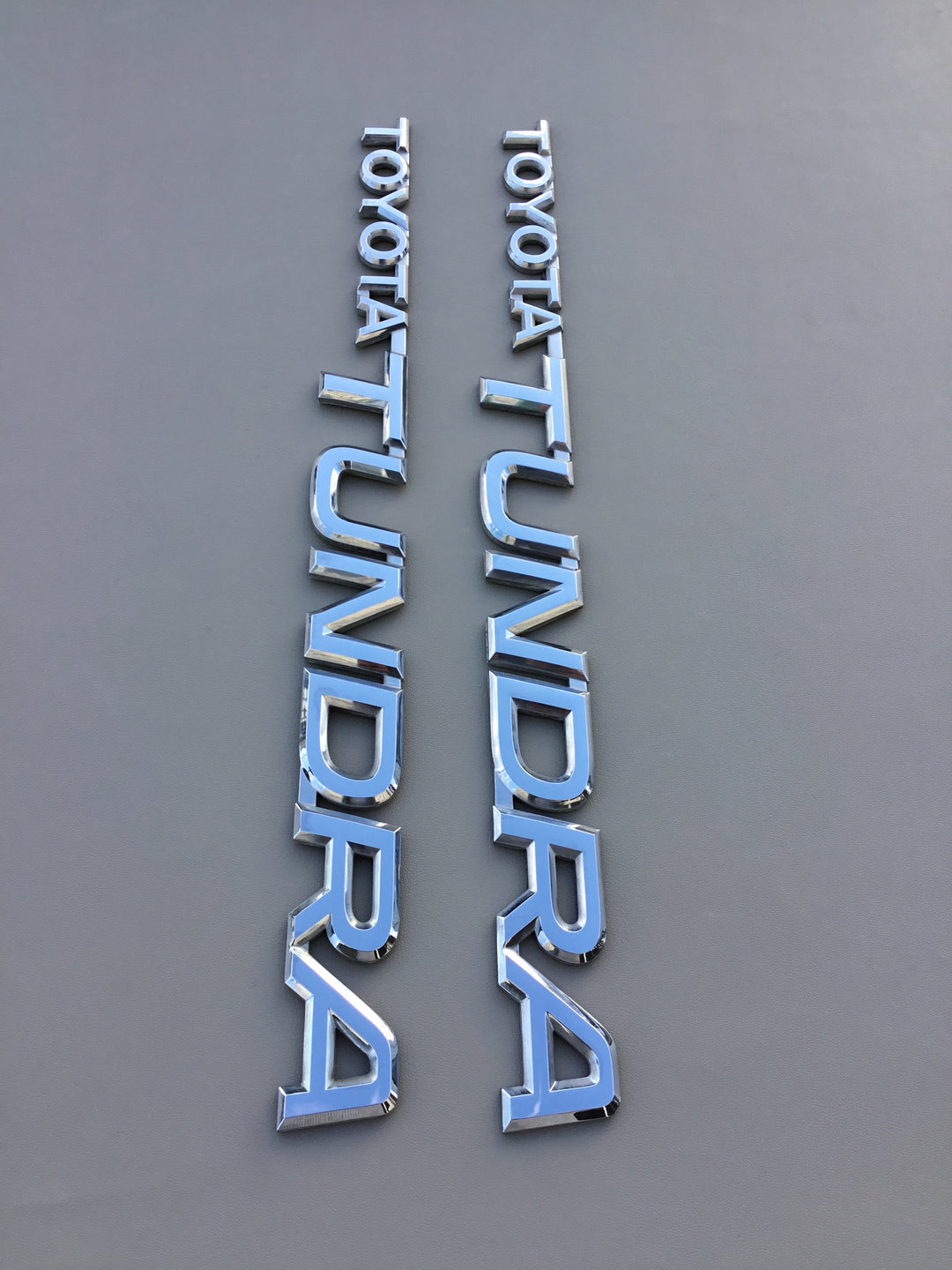 2000-2006 Toyota Tundra Door Emblem Set