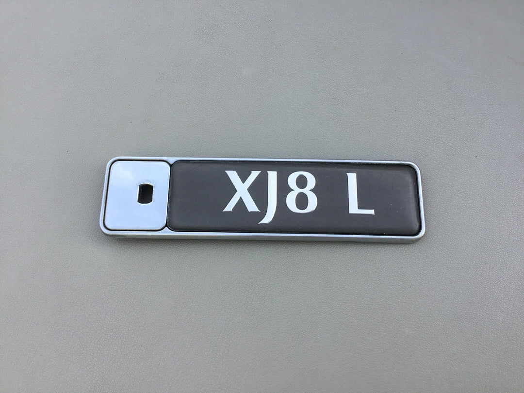 1998-2003 Jaguar XJ8 L Trunk Emblem
