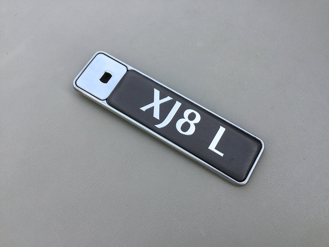 1998-2003 Jaguar XJ8 L Trunk Emblem