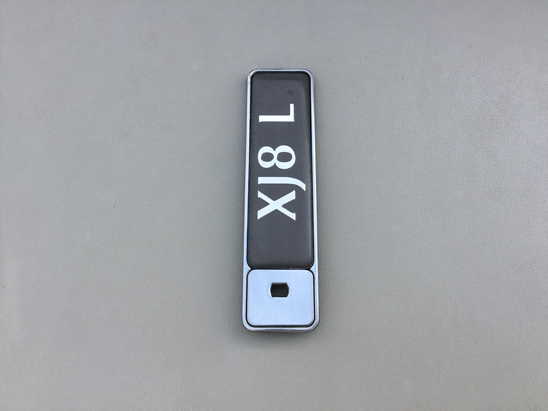 1998-2003 Jaguar XJ8 L Trunk Emblem