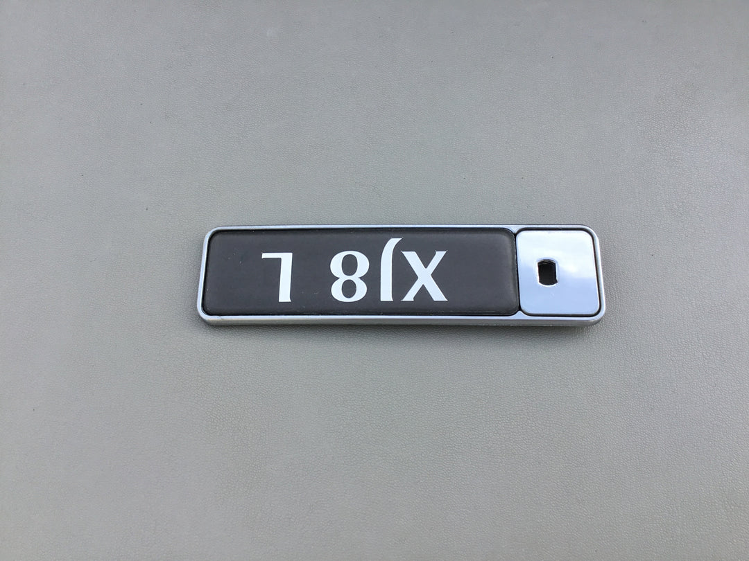 1998-2003 Jaguar XJ8 L Trunk Emblem