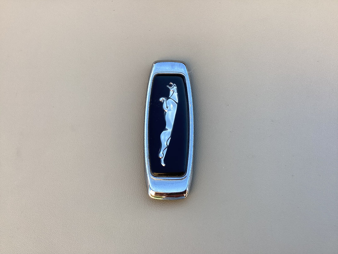 1984-1987 Jaguar XJ6 Fender Emblem