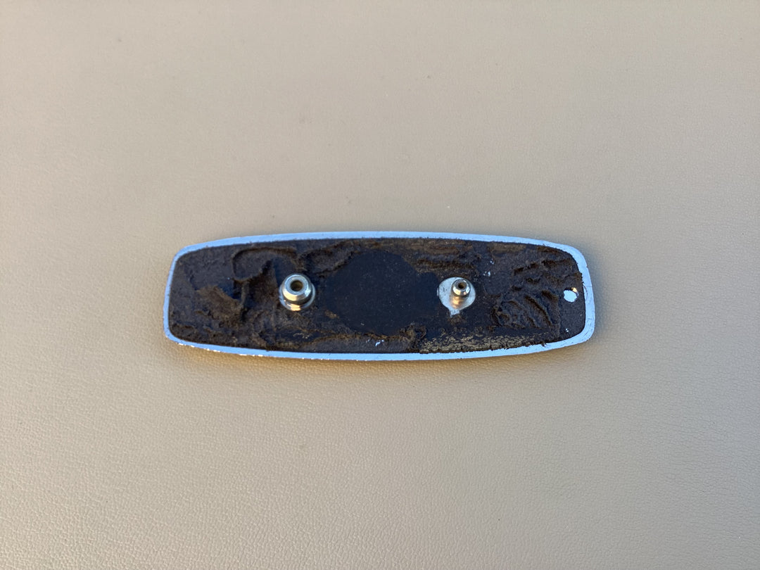1984-1987 Jaguar XJ6 Fender Emblem