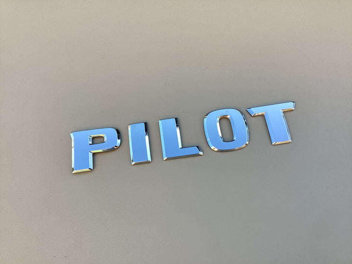 2009-2015 Honda Pilot Tailgate Emblem
