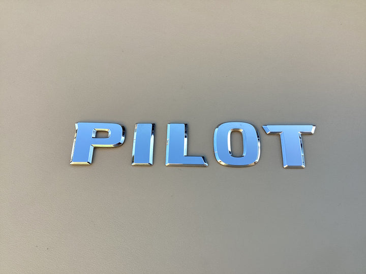 2009-2015 Honda Pilot Tailgate Emblem