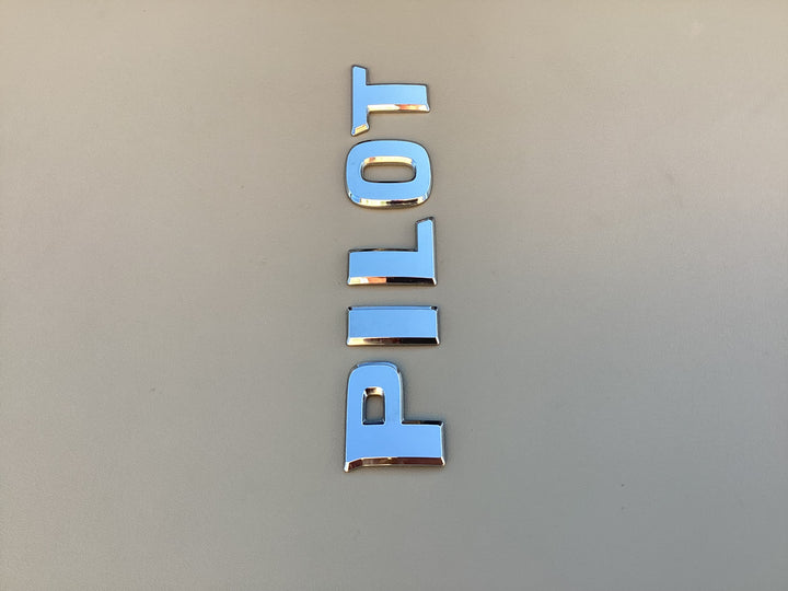 2009-2015 Honda Pilot Tailgate Emblem