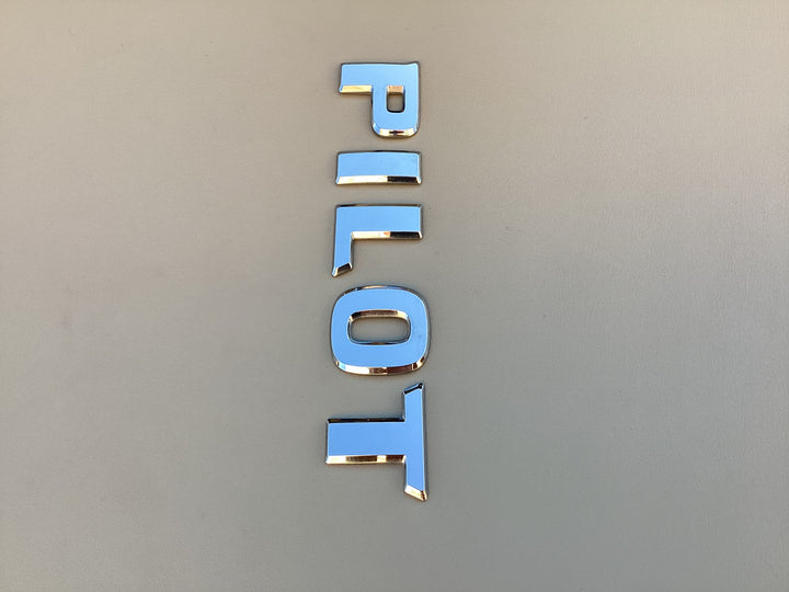 2009-2015 Honda Pilot Tailgate Emblem