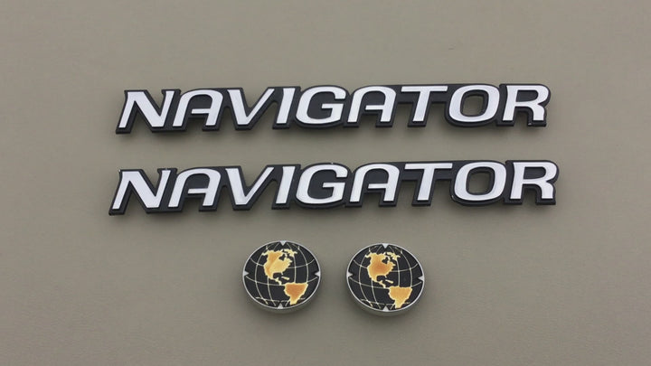 1998-2002 Lincoln Navigator Globe Door Emblem Set