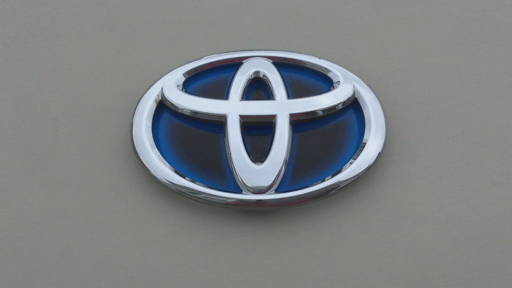 2010-2015 Toyota Prius Grille Emblem