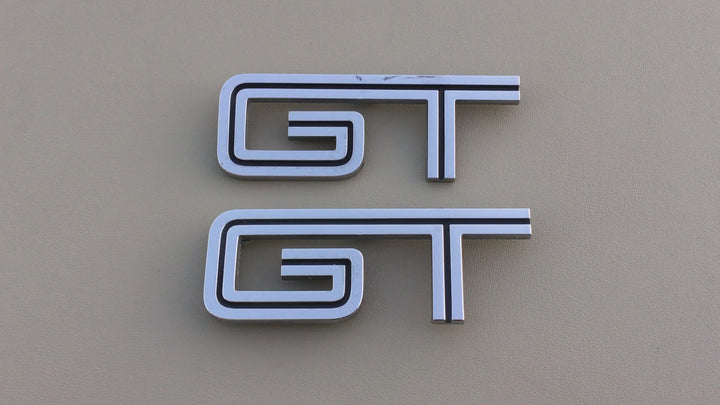 2005-2009 Ford Mustang GT Fender Emblem Set