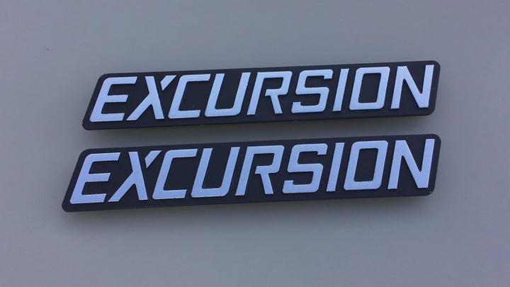 2000-2005 Ford Excursion Fender Emblem Set