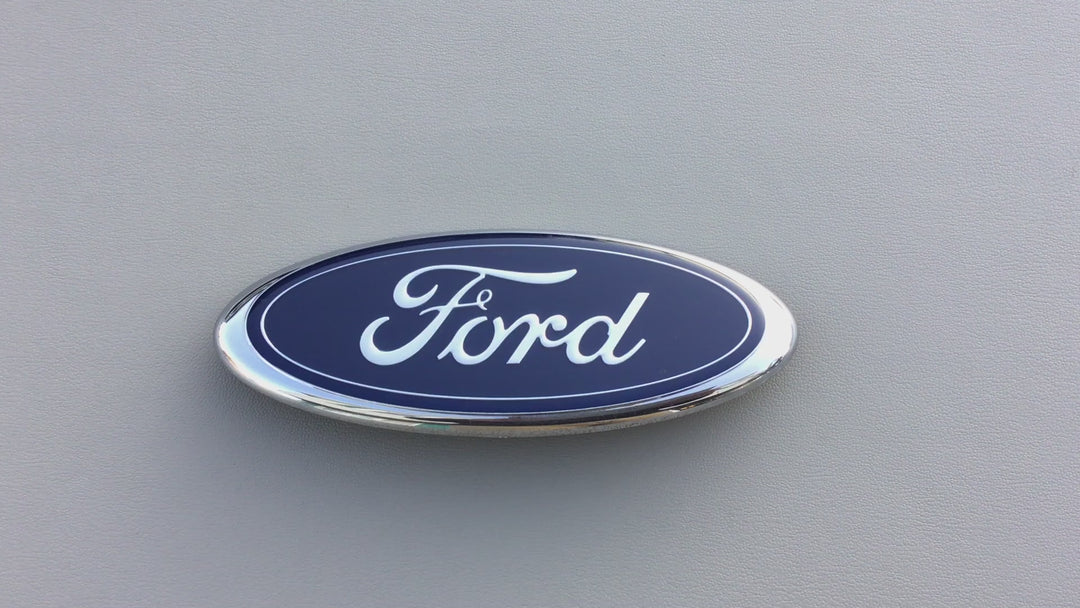 2002-2005 Ford Explorer Grille Emblem