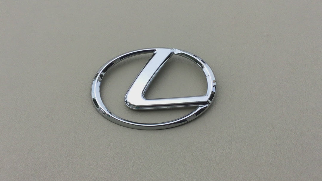 2002-2006 Lexus ES300 ES330 Hood Emblem