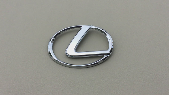 2002-2006 Lexus ES300 ES330 Hood Emblem