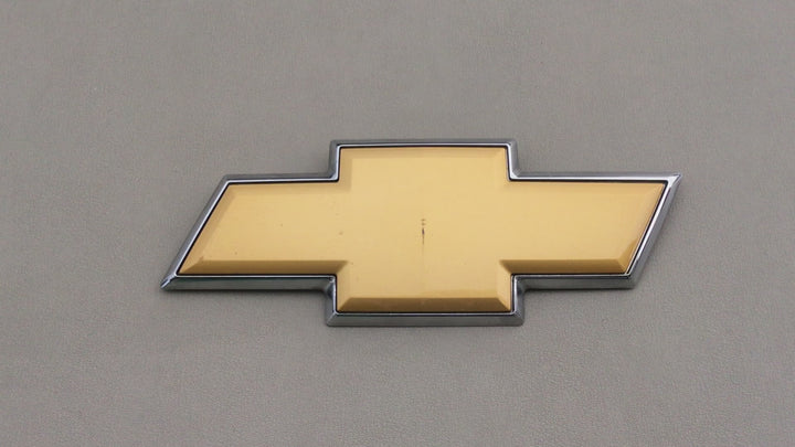 2007-2013 Chevrolet Tahoe Suburban Tailgate Bowtie Emblem